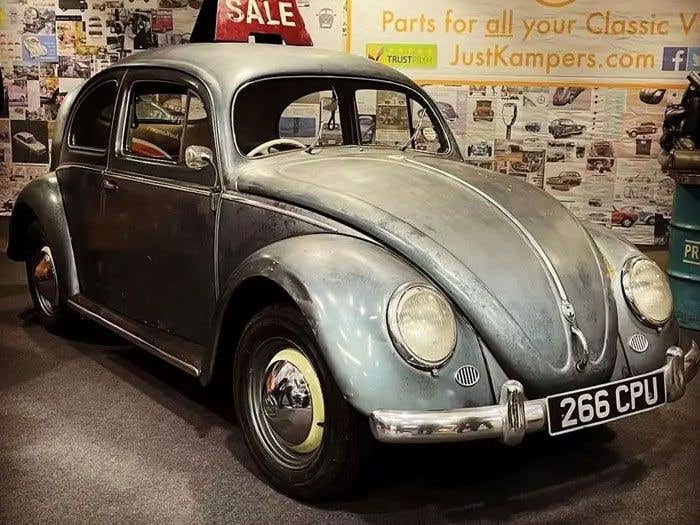 Caz - 1954 VW Oval Beetle 