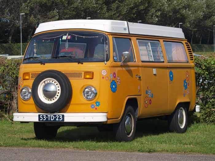 Fitting a VW T2 Bay spare wheel mount 