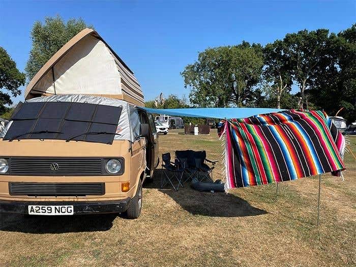 Gemma from the JK Team fixes up her VW T25 Devon Moonraker