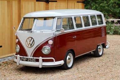 1967 VW Split Screen 13 Window Deluxe Camper Van. 1955cc Engine. Enormous Specification!