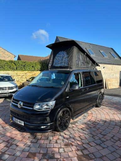 VW T6 Day / Camper - Base model T32 Highline 204 HP DSG Gearbox
