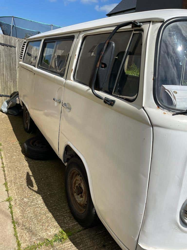 VW T2 - 1972 BAY