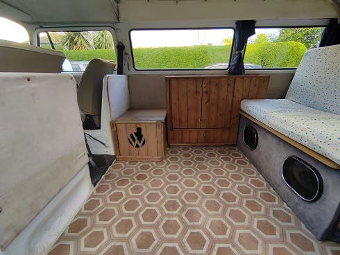 1976 T2 Bay Window Campervan