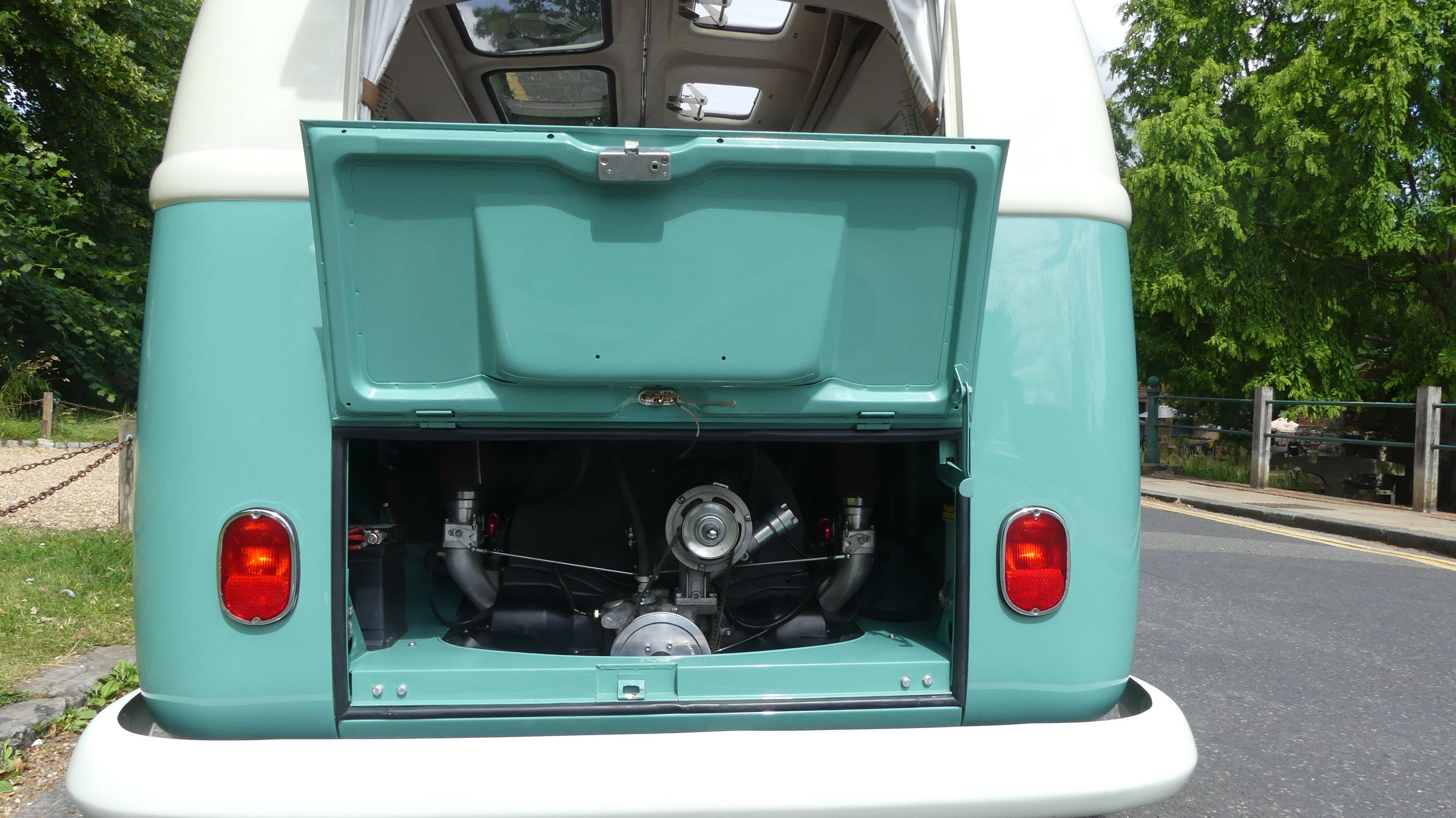 1962 Splitscreen Camper (Winnie)