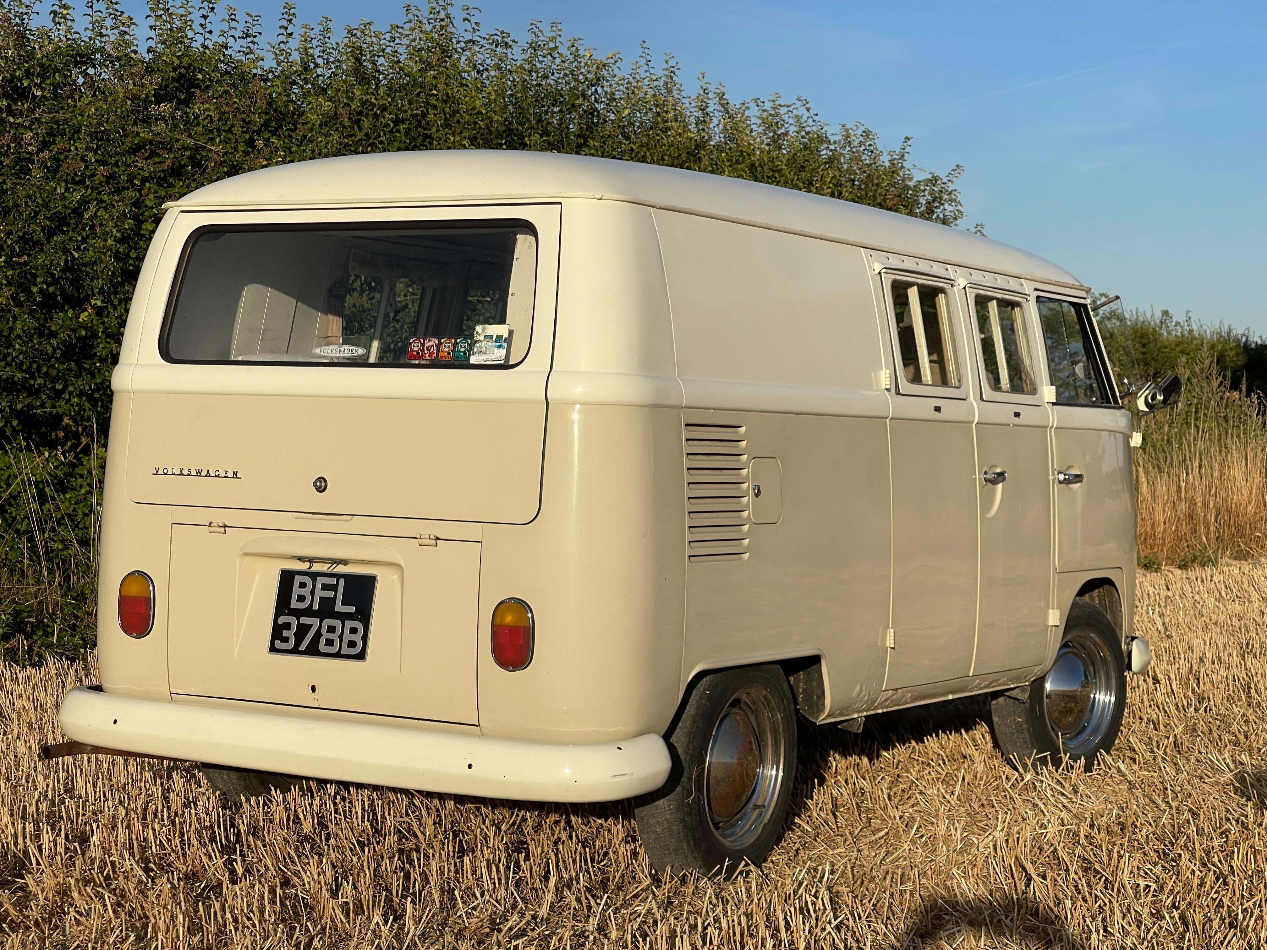 1964 LHD VW T2 Splitscreen 1500cc (Price Drop for quick sale)