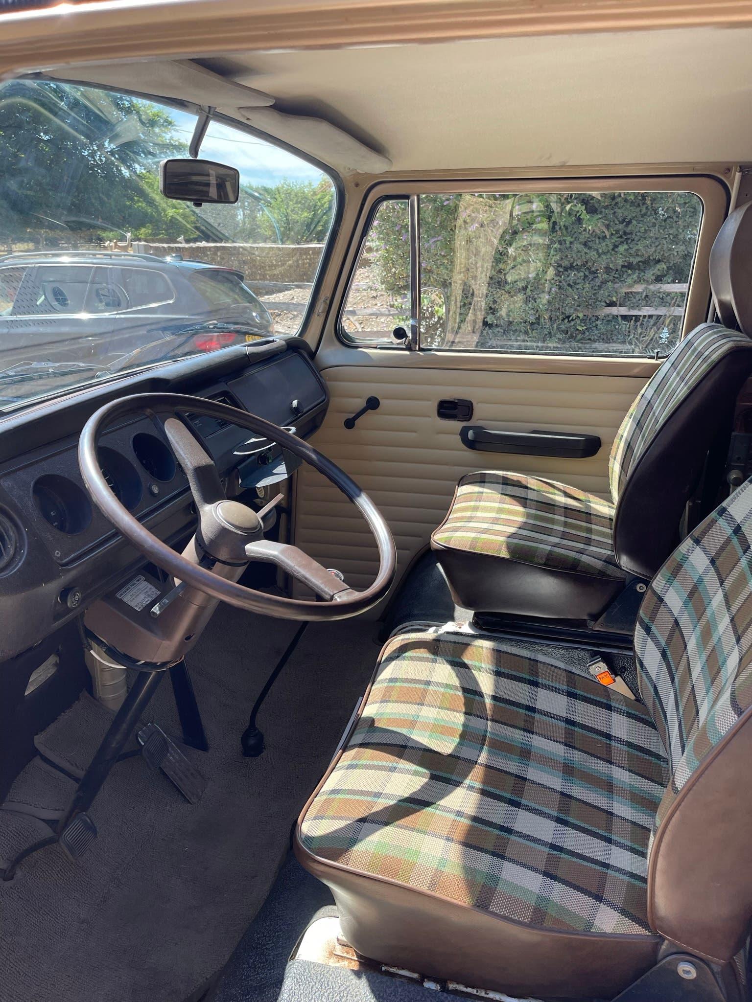 1978 T2 Bay Champagne Edition