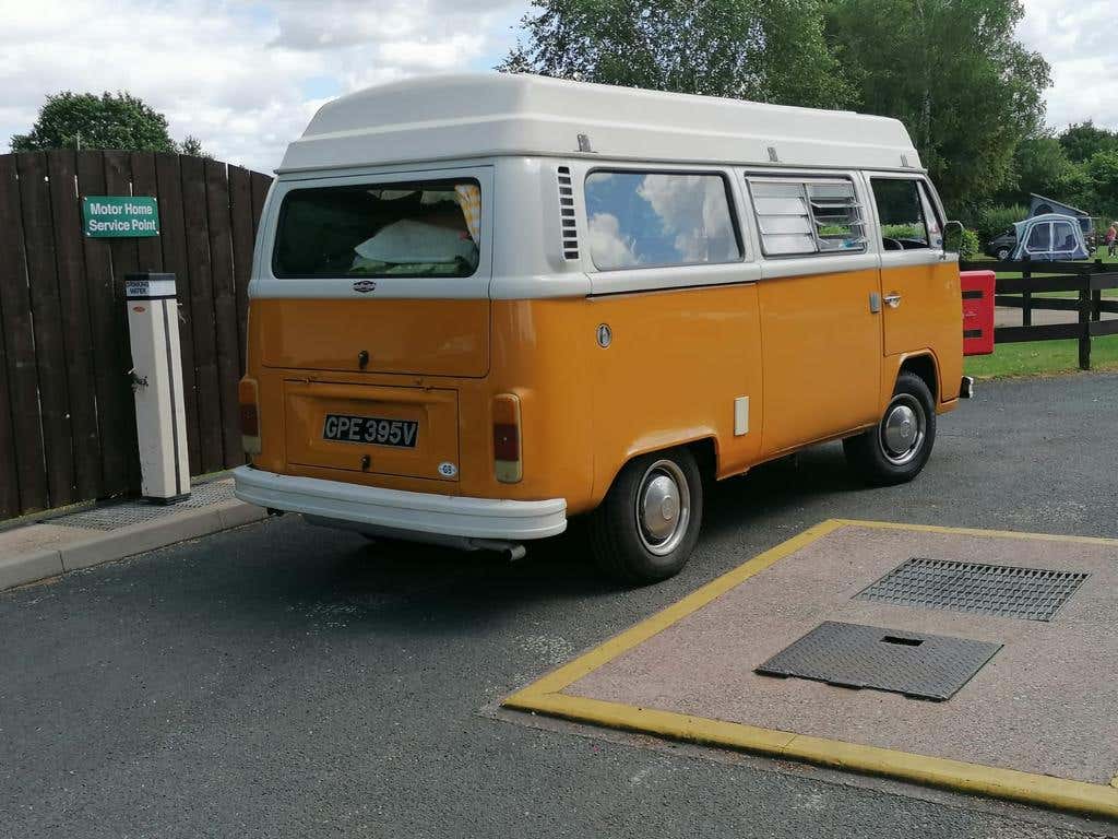 VW T2 Bay Window ( Late Bay ) 1979