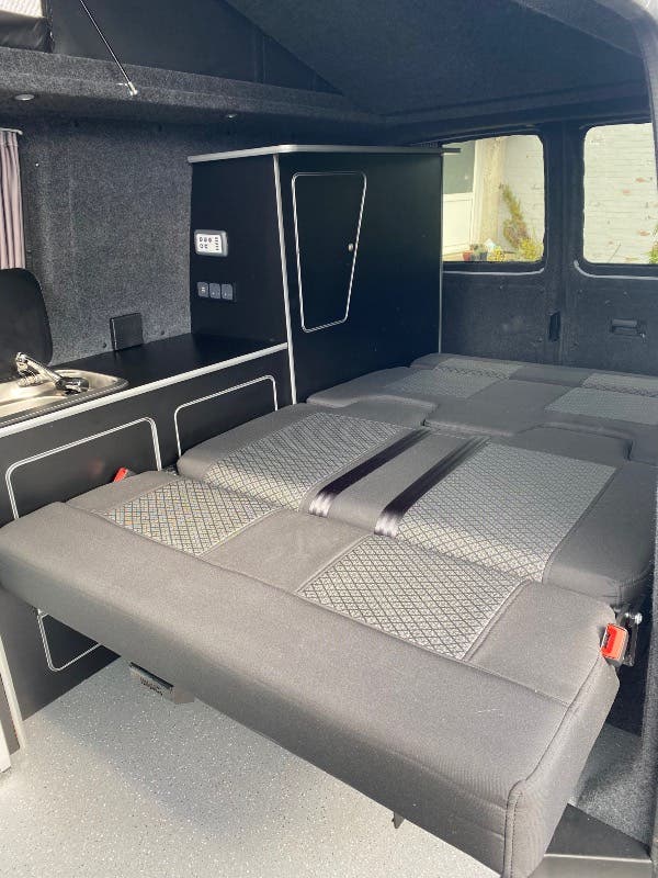 VW Transporter Campervan