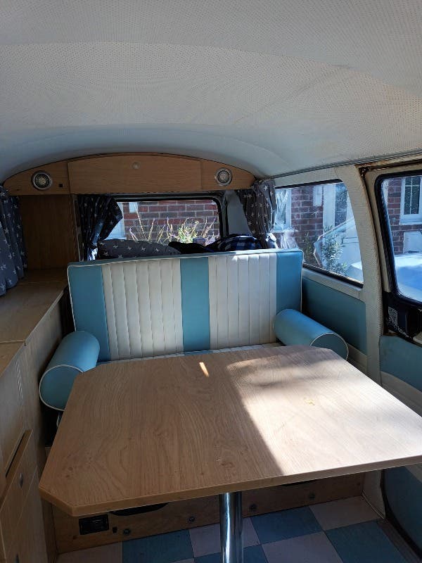 1972 Volkswagen T2 Bay NEW RECON ENGINE