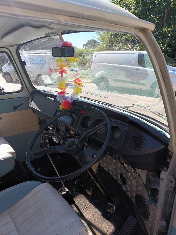 1972 Volkswagen T2 Bay NEW RECON ENGINE