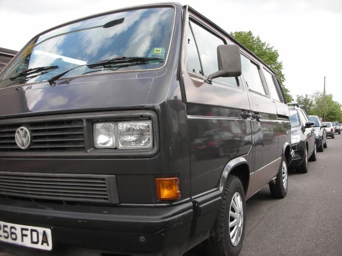 VW T25 Caravelle GL 7 Seater bus, '89/90(G) , 1900cc 5 speed petrol