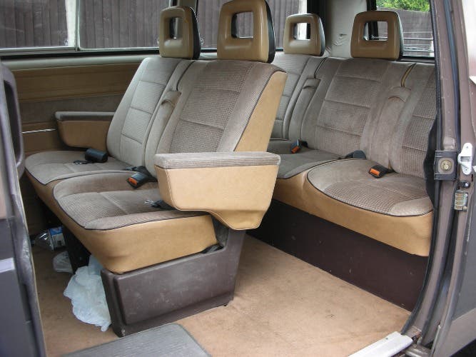 VW T25 Caravelle GL 7 Seater bus, '89/90(G) , 1900cc 5 speed petrol
