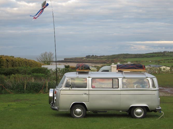Volkswagen Late Bay - v rare Silverfish