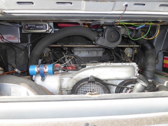 Volkswagen Late Bay - v rare Silverfish
