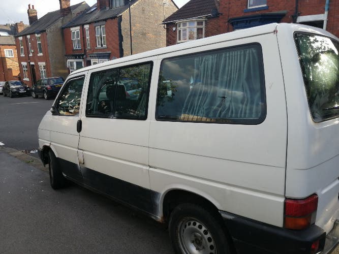 Volkswagen Transporter T4 MULTIVAN LHD 1.9TD: for repair or parts.
