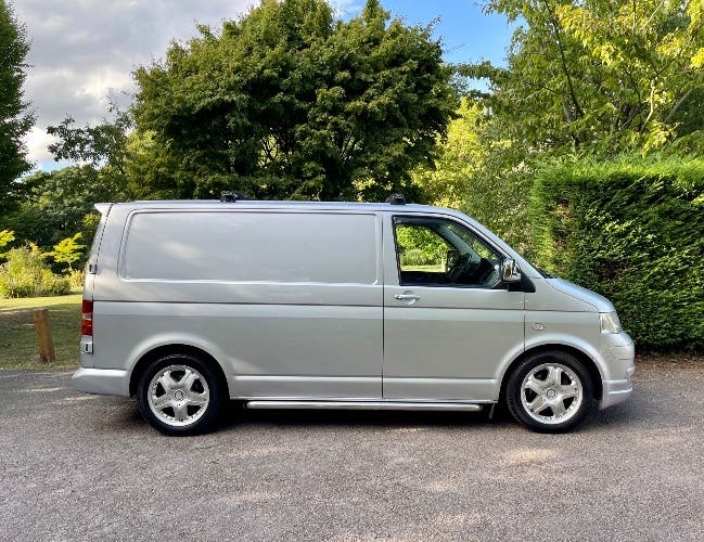 STUNNING! 2006 (06) VW TRANSPORTER SPORTLINE! 2.5TDI T30 SWB DAY VAN - 89K MLS!