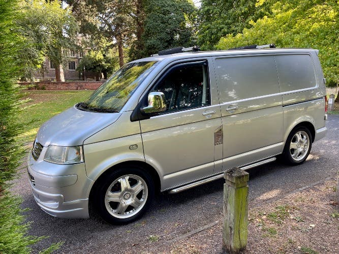 STUNNING! 2006 (06) VW TRANSPORTER SPORTLINE! 2.5TDI T30 SWB DAY VAN - 89K MLS!
