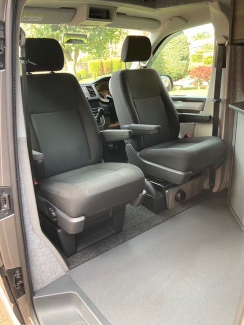 VW T6 LWB campervan (2017). Low mileage