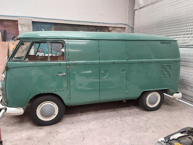 1967 LHD Split Screen Double Door Van probably never carried anything in the cargo area