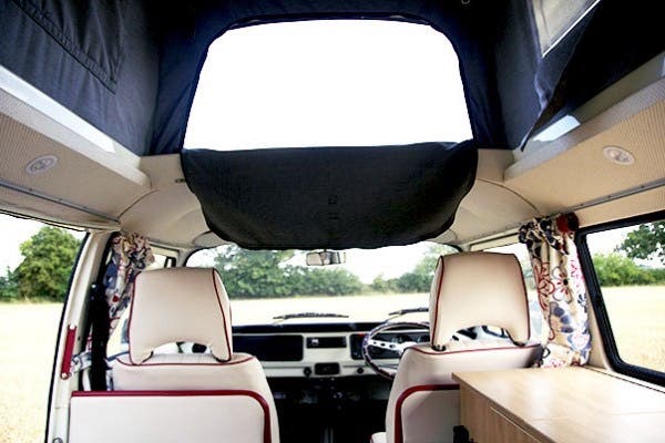 RIGHT HAND DRIVE. Australian import. 2 litre fuel injected engine. stunning paint and interior. 12 months warranty.