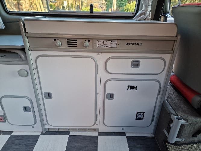 VW T25 Westfalia California 2.1 Petrol