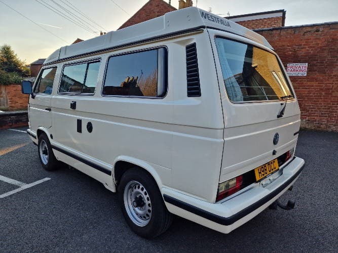 VW T25 Westfalia California 2.1 Petrol