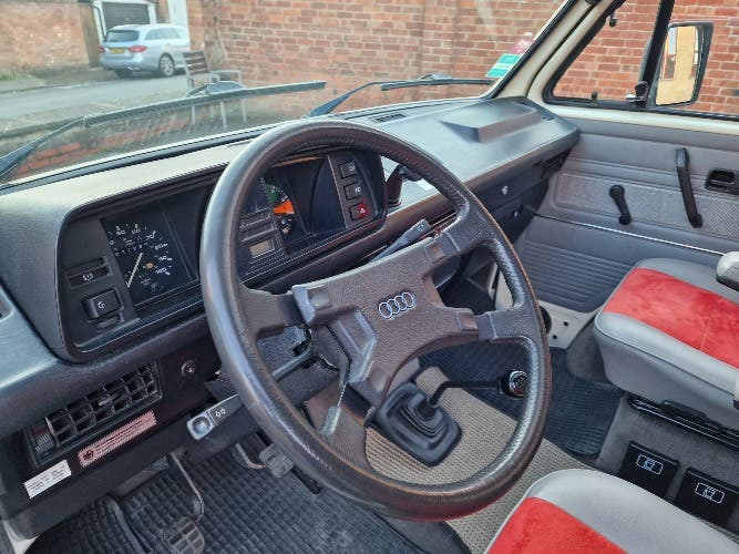 VW T25 Westfalia California 2.1 Petrol