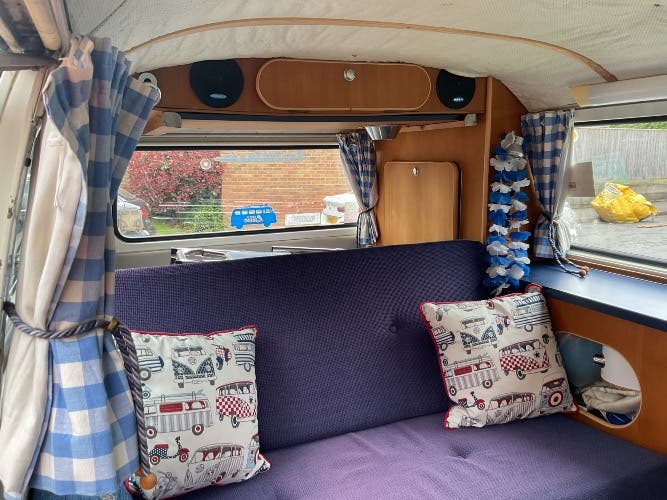 For Sale (Lillie)1978 Bay Window