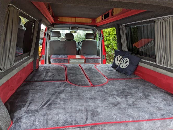 2007 Volkswagen Transporter Camper Van