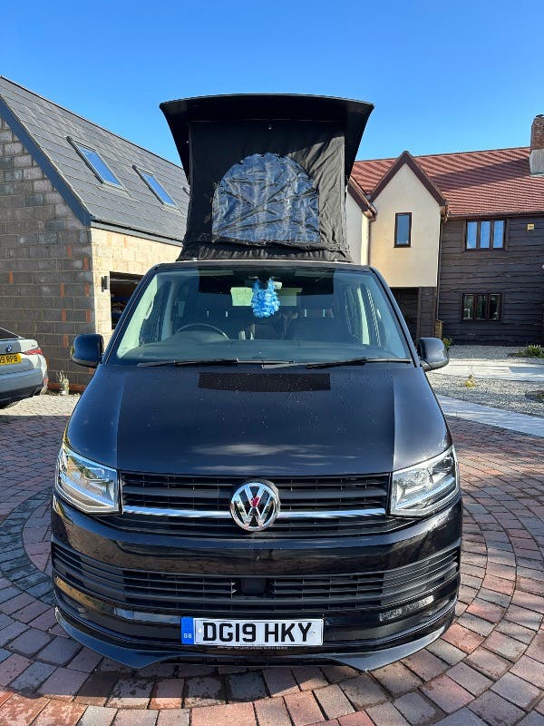 VW T6 Day / Camper - Base model T32 Highline 204 HP DSG Gearbox