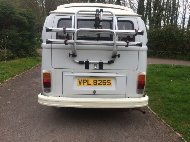 Volkswagen T2 Bay