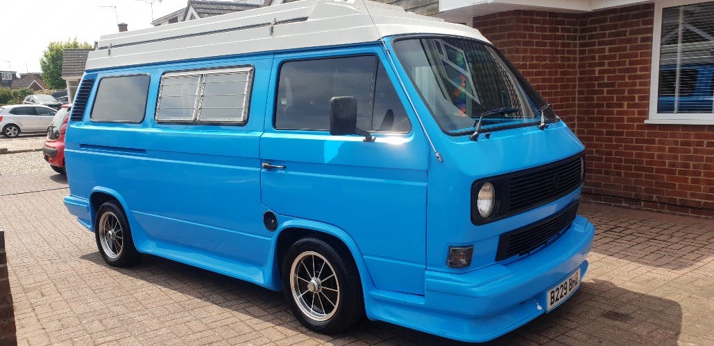 VW T25 1.6 Diesel Pop Top Day Van.