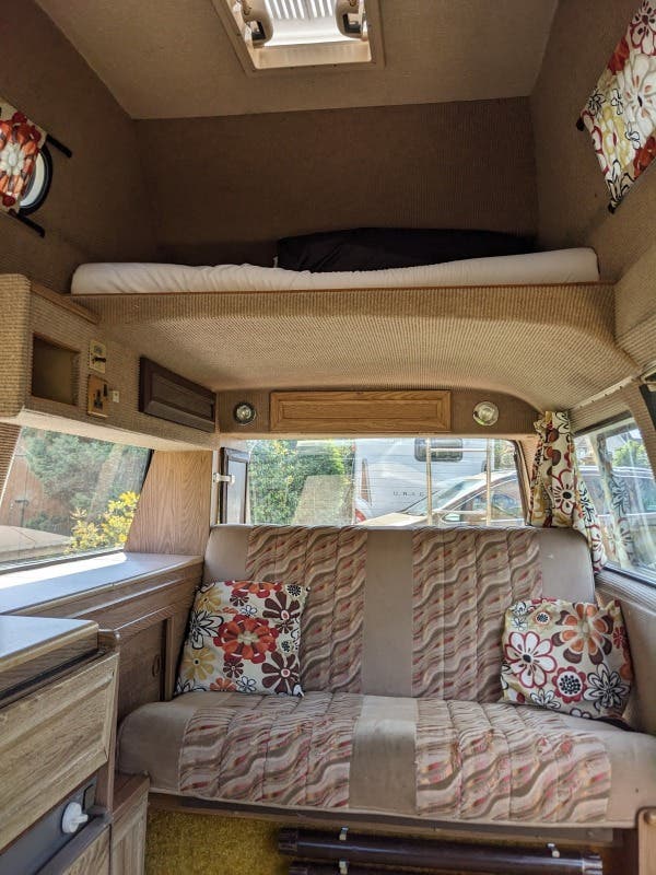 1989 VW T25 Autohome KOMET 1.6L diesel.