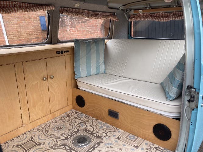 **Final Price Reduction** 1978 VW Bay 1600- Beautiful ‘Bob’ is for Sale