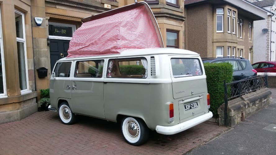 VW T2 BAY ( 1973 ) RHD with Dormobile roof