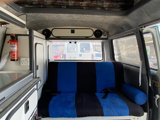 Kippy for sale: Beautiful 1989 T25 (New Engine 2005- 12,000 miles)