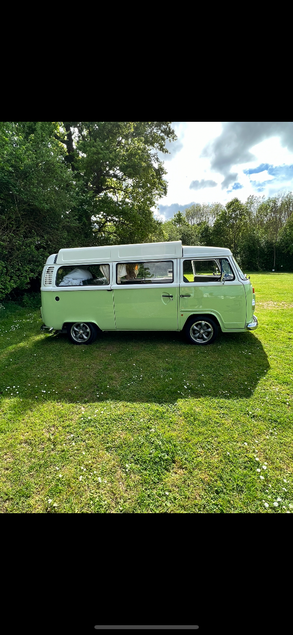 Volkswagen T2 Kombi Danbury diamond conversion 5 seats 4 berth Apple car play
