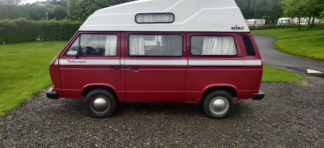 1990 Red Reimo High top For Sale 4 gear Petrol Engine