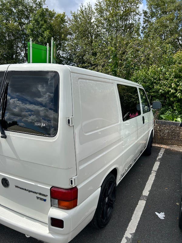 T4 Campervan  2.5 2003 151,000 miles service history