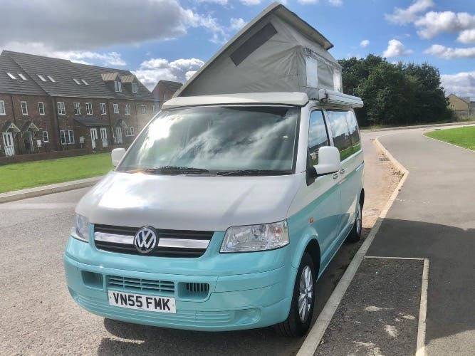2006 Immaculate VW T5 Leisure Drive Camper