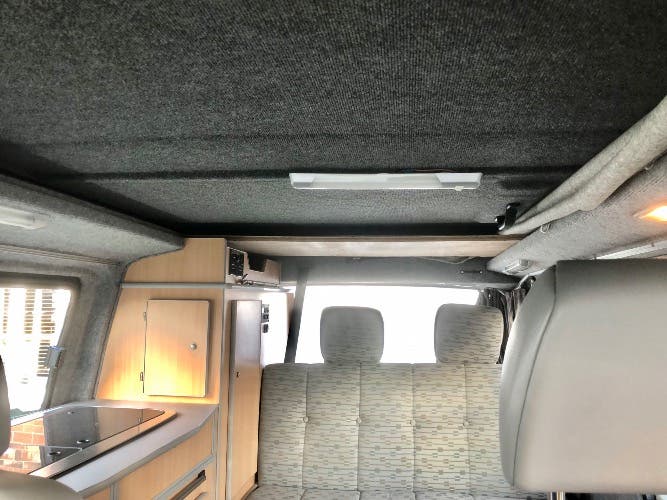 2006 Immaculate VW T5 Leisure Drive Camper