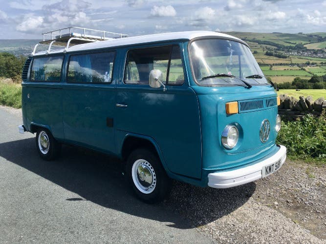 VW T2 BAY CAMPER 1976