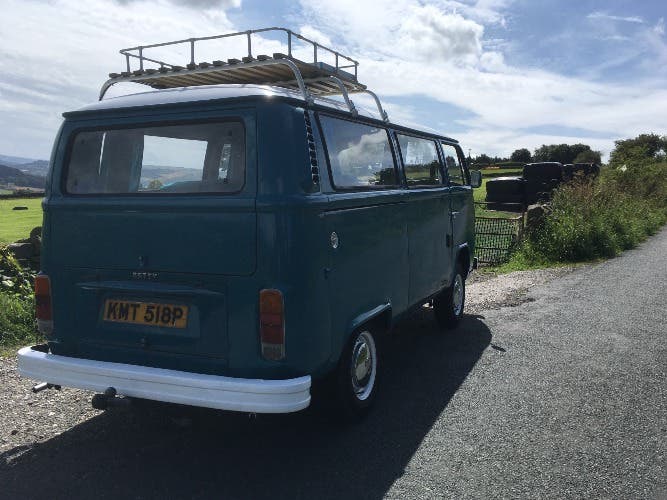 VW T2 BAY CAMPER 1976
