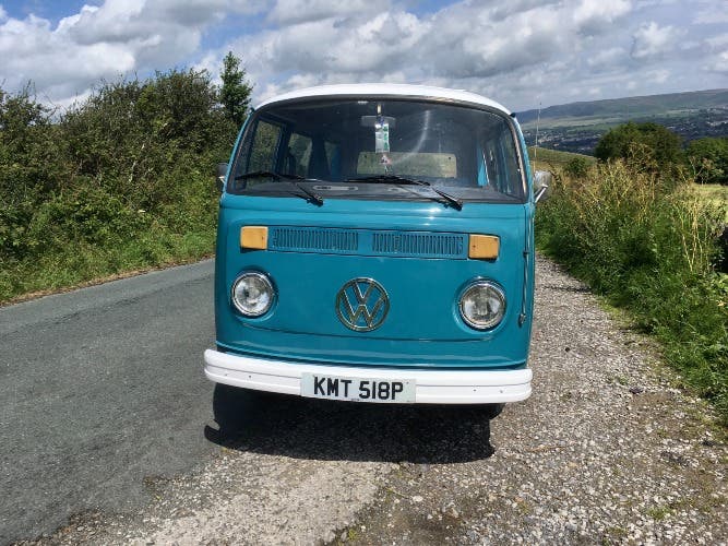 VW T2 BAY CAMPER 1976