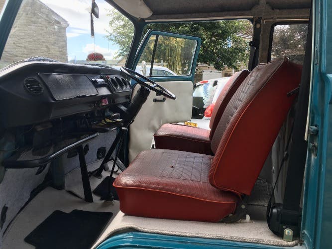 VW T2 BAY CAMPER 1976