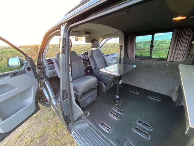 VW Transporter Kombi, T30 Highline 180 TDI SWB