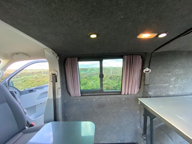 VW Transporter Kombi, T30 Highline 180 TDI SWB