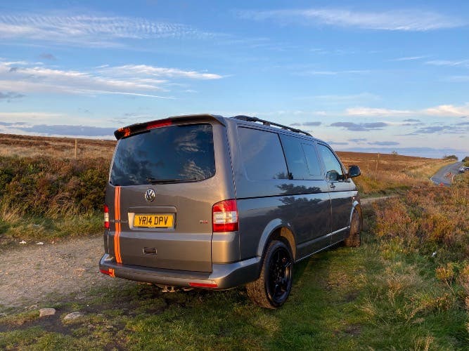 VW Transporter Kombi, T30 Highline 180 TDI SWB