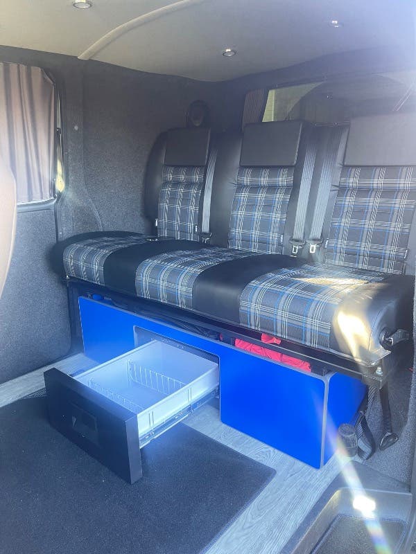 VW t5.1 Grey SWB