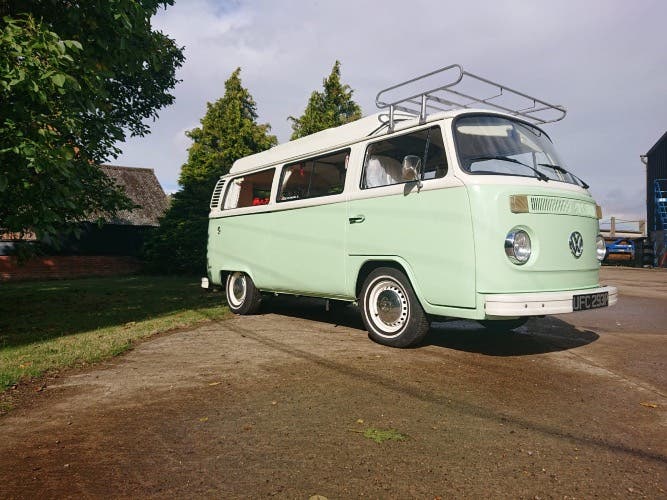 RHD Australian import, Stunning inside and out. for sale with 1 years warranty. VW camper specialist 19 years. Oxfordshire